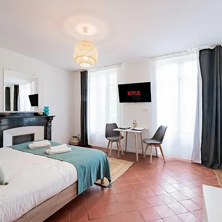 Les Du 48j Design 7 Clim Et Kitchenette Centre * Carcassonne